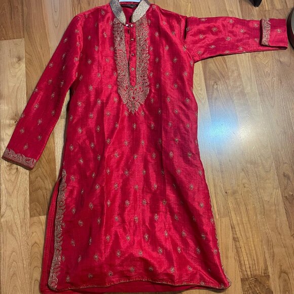 Red and Gold Embroidered Kurta - Picture 1 of 3